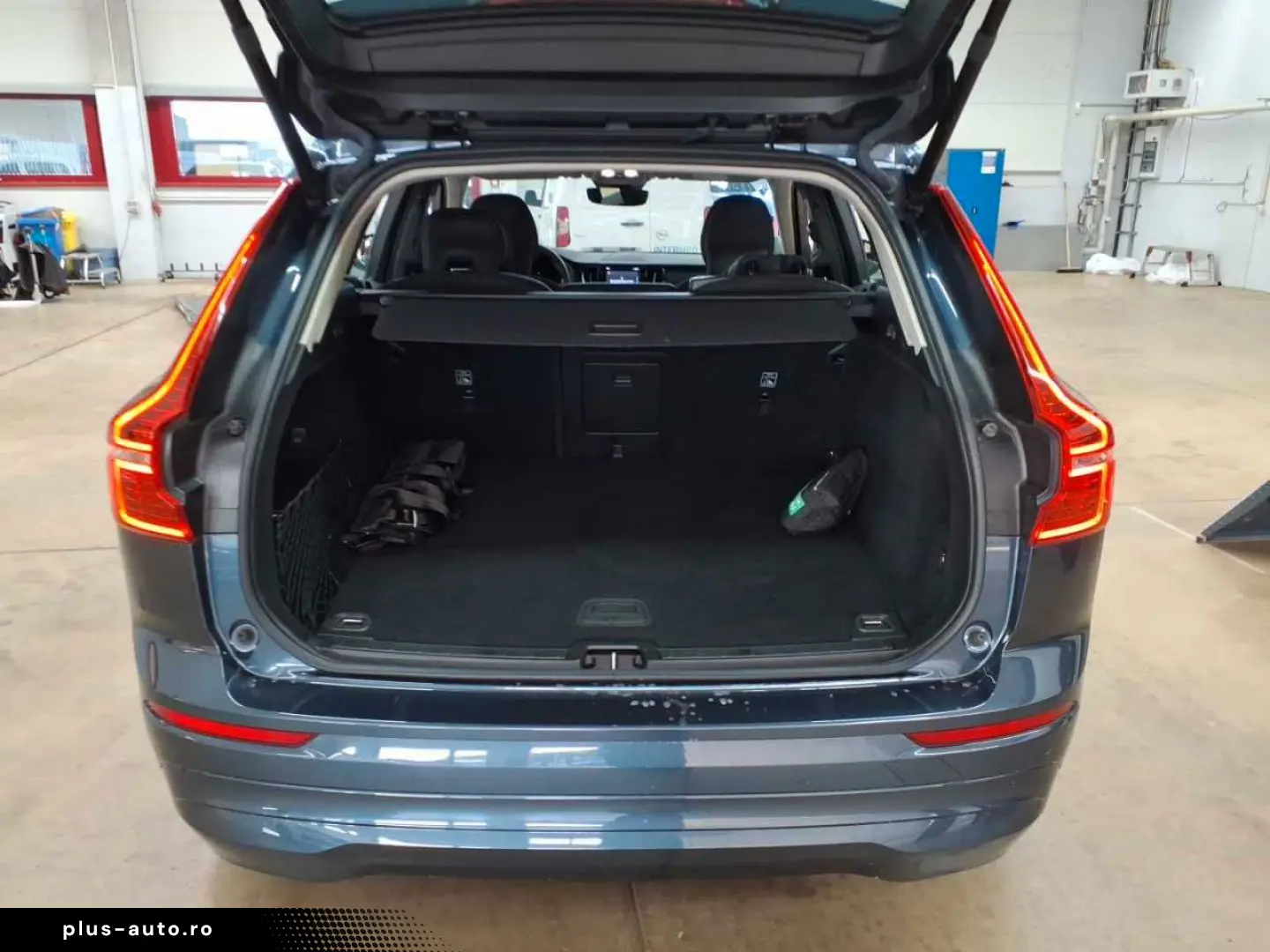 VOLVO XC60 B4 B Core 4xSHZ