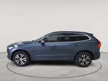 VOLVO XC60 B4 B Geartronic Momentum Pro HUD