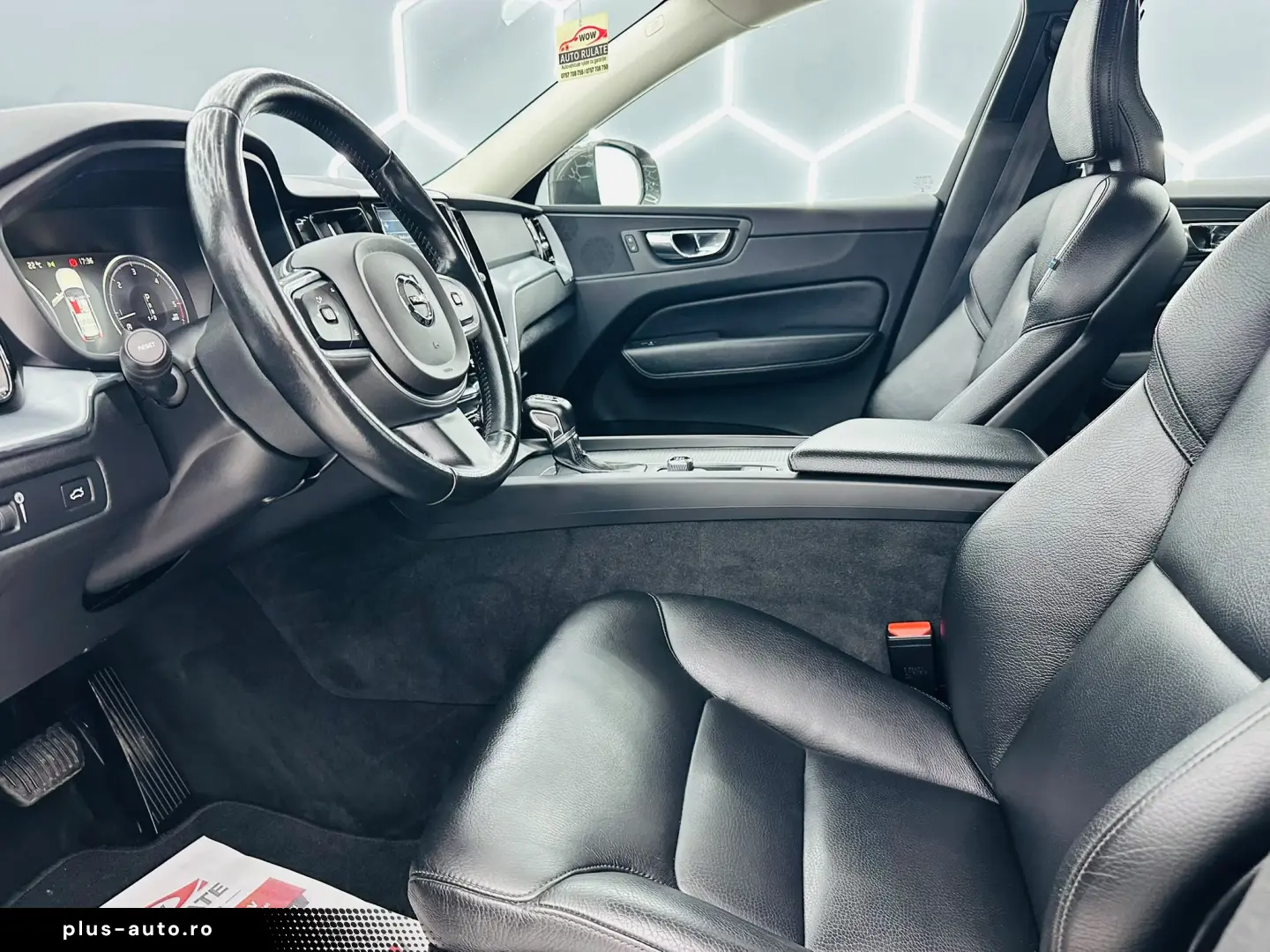 VOLVO XC60 2019 2.0D E6 4x4 Garantie 12 Luni Rate Avans 0 Do