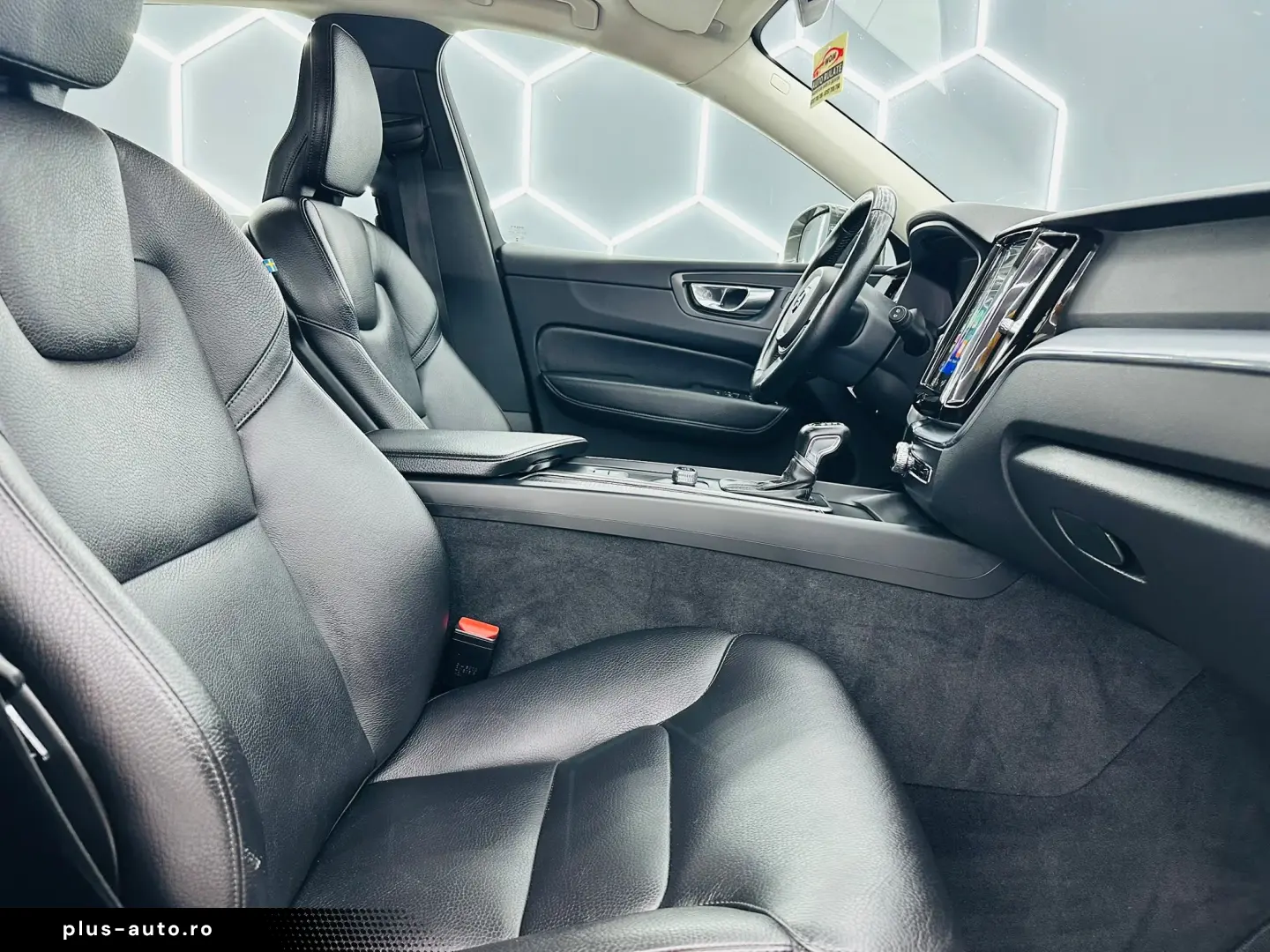 VOLVO XC60 2019 2.0D E6 4x4 Garantie 12 Luni Rate Avans 0 Do