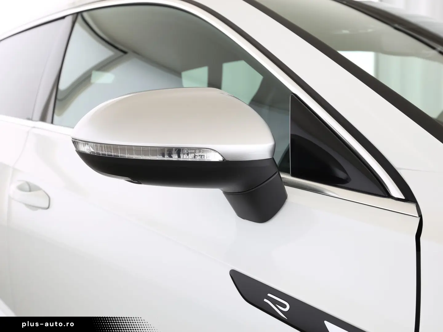 VW Arteon SB 2.0TSI 320PS DSG 4M R AHK Leder RFK DC