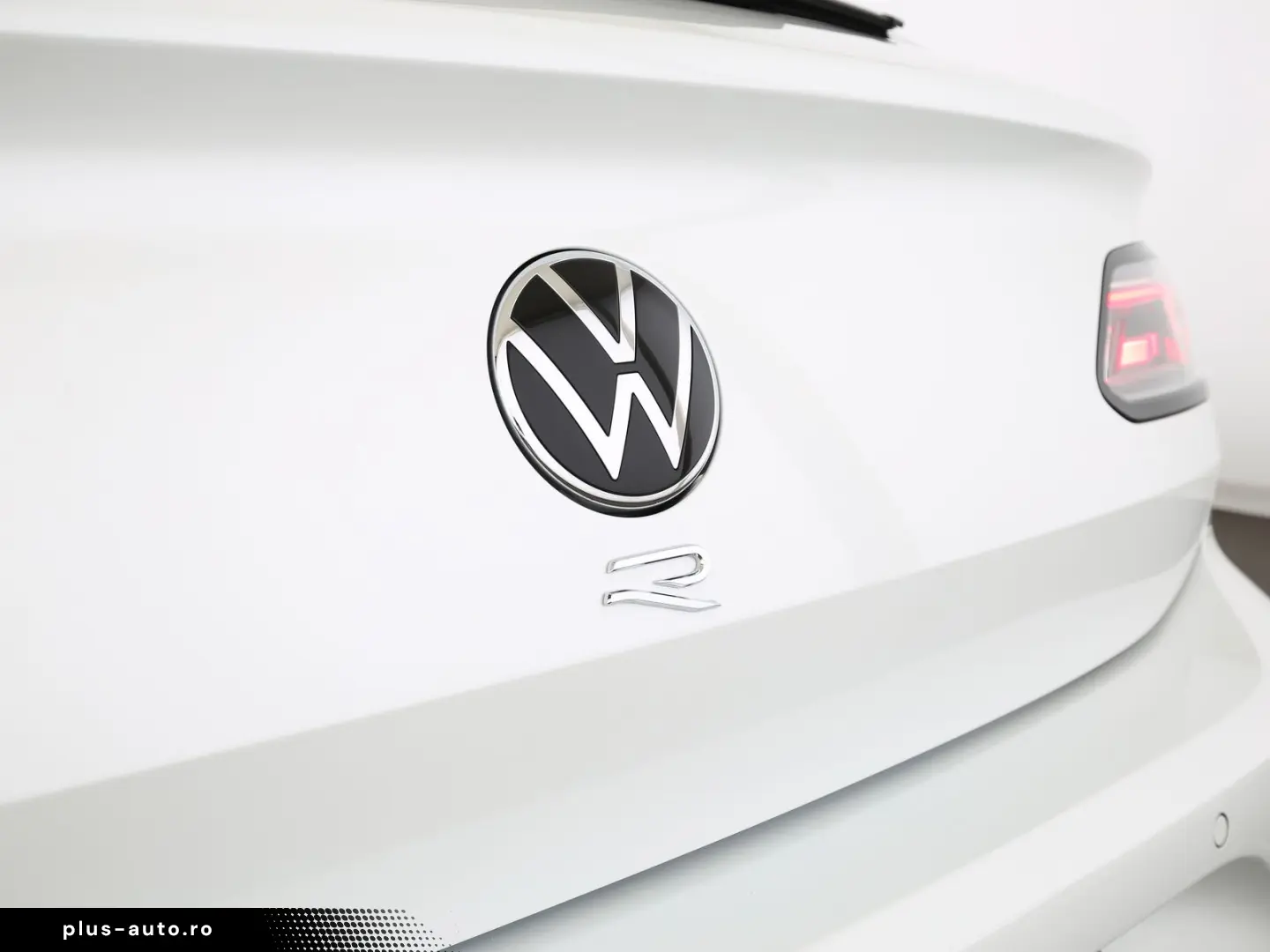 VW Arteon SB 2.0TSI 320PS DSG 4M R AHK Leder RFK DC