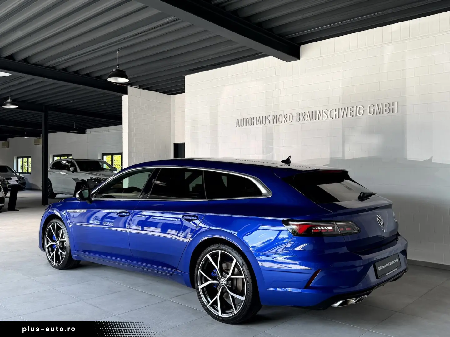 VW Arteon Shooting Brake R 2.0TSI IQ Pano H&K 360