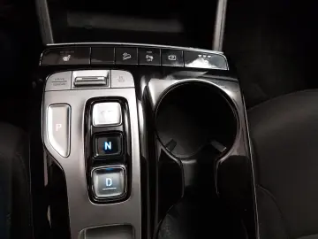 HYUNDAI Tucson 1.6 T-GDI PHEV 4WD Navi Kamera LED ACC