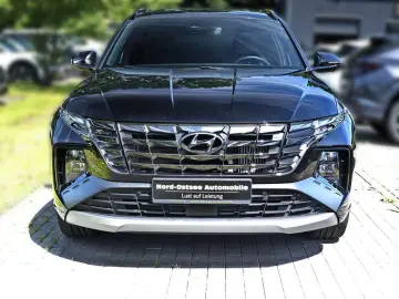 HYUNDAI TUCSON 1.6 T-GDI N LINE 4WD SHZ LHZ NAVI KAMERA