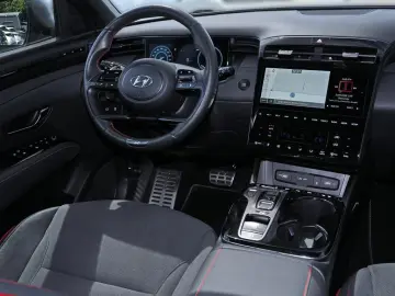 HYUNDAI TUCSON 1.6 T-GDI N LINE 4WD SHZ LHZ NAVI KAMERA