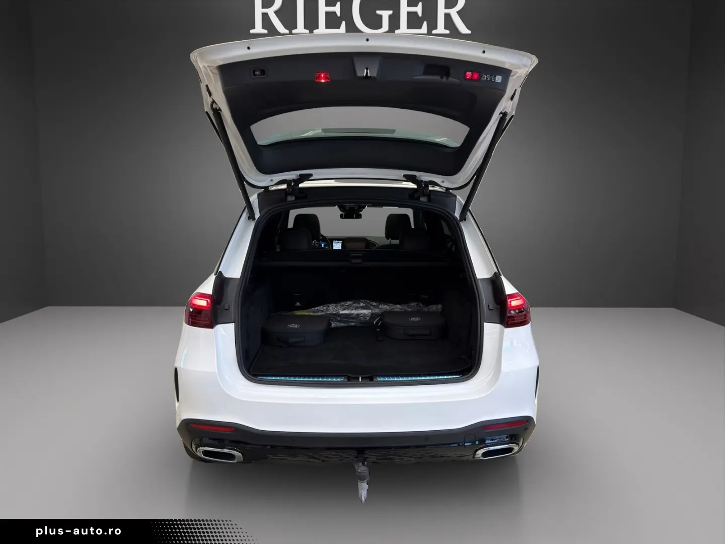 MERCEDES-BENZ GLE 350 de 4M AMG-Line  PANO-SHD Head-Up AHK