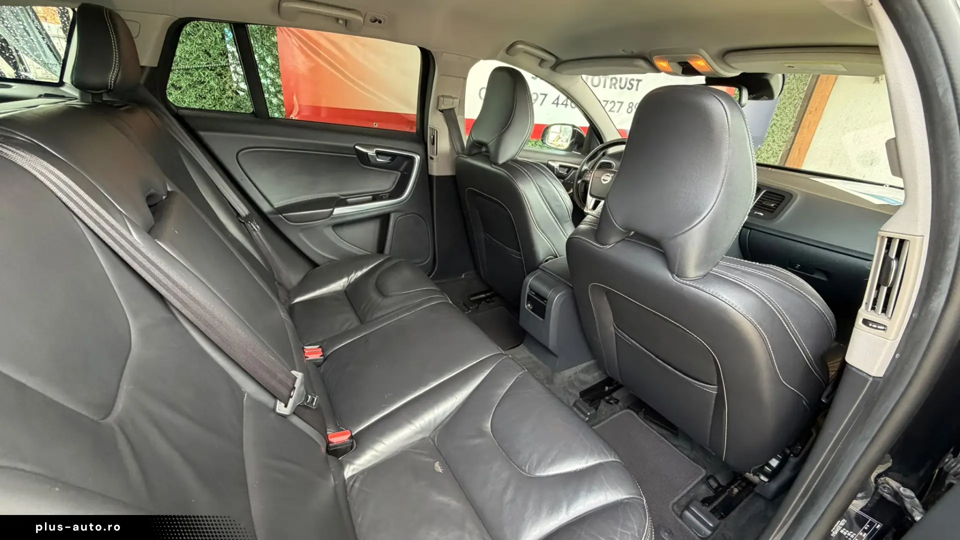 Volvo V60 D6 2.4 Plug-in Hybrid 283 cp Euro 5  Garantie Rate