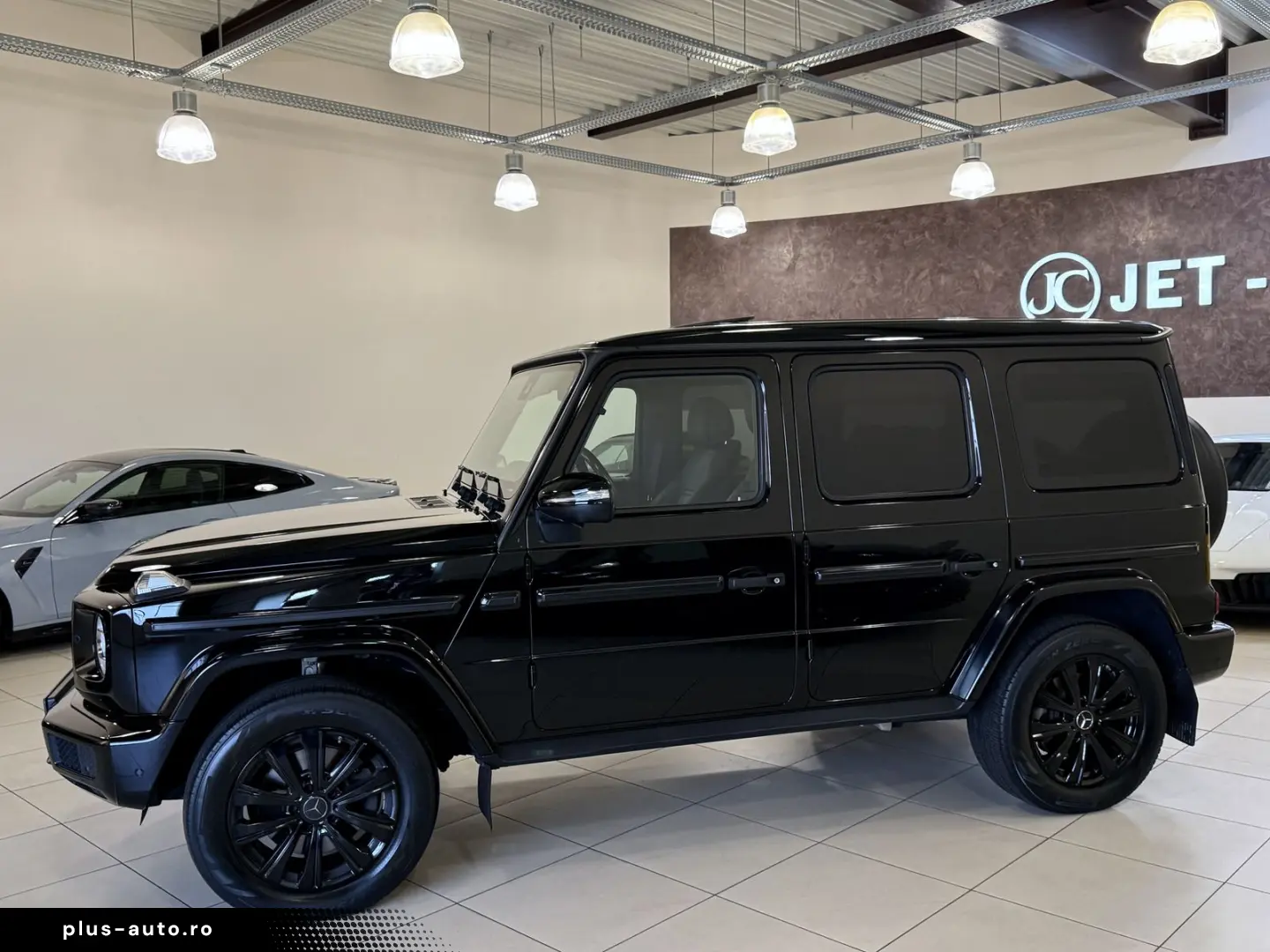 MERCEDES-BENZ G 400 d  1.Hand-SD-Mutlibeam-STHZ-Burmester