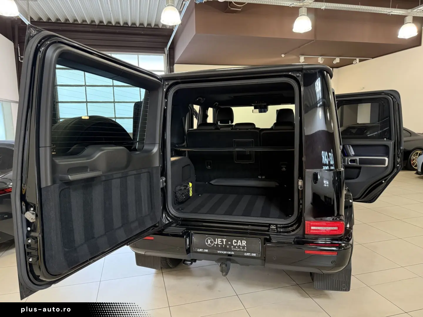 MERCEDES-BENZ G 400 d  1.Hand-SD-Mutlibeam-STHZ-Burmester