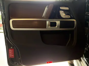 MERCEDES-BENZ G 350 d AMG