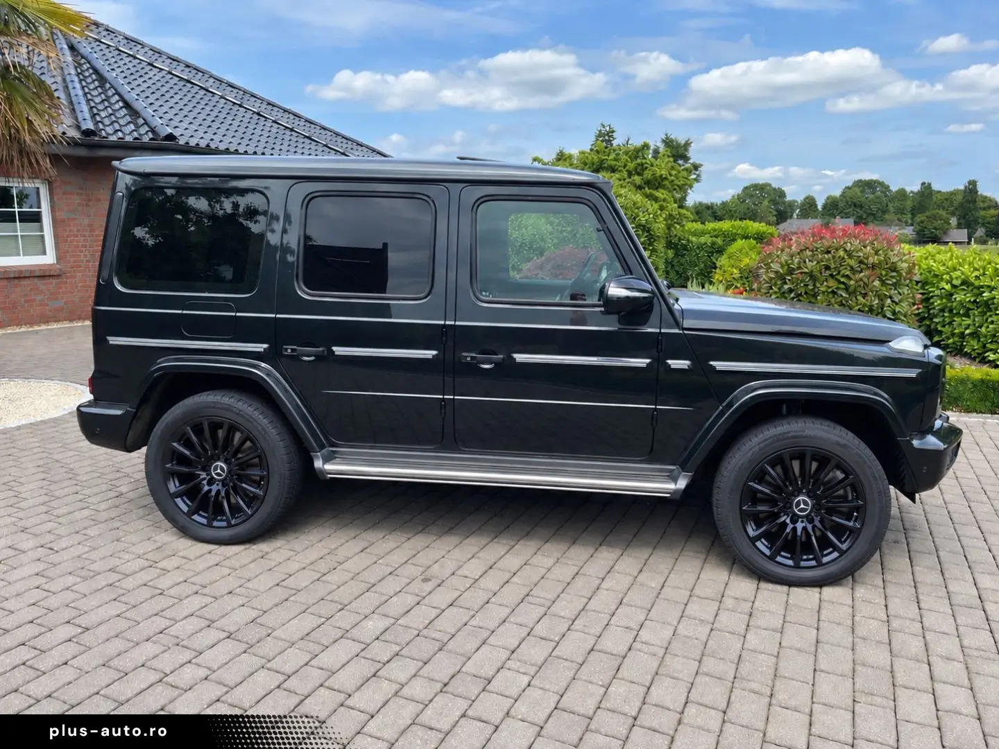 MERCEDES-BENZ G 400 AMG