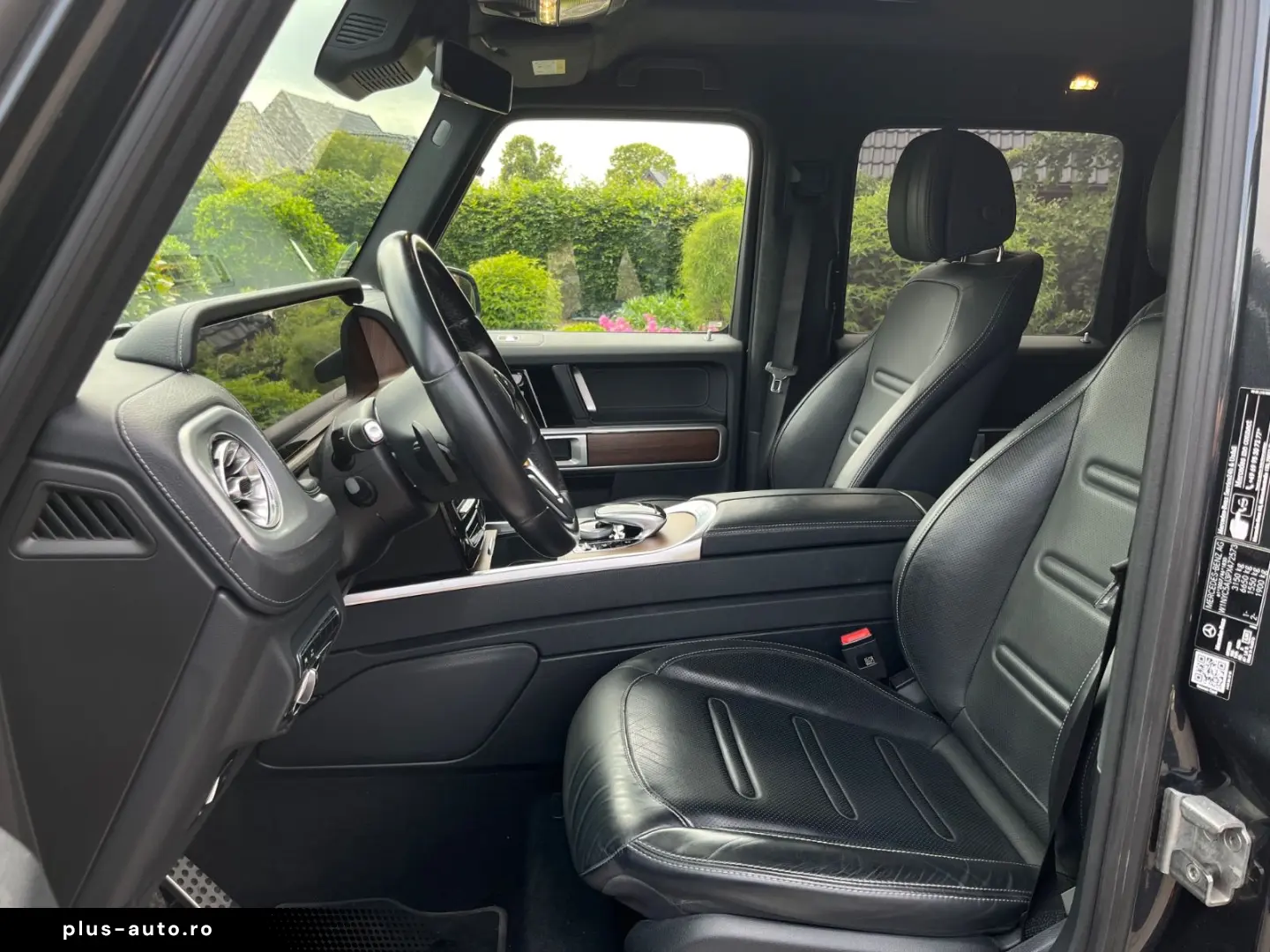MERCEDES-BENZ G 400 AMG
