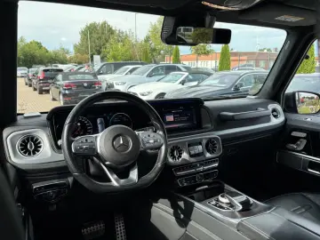 MERCEDES-BENZ G 350 AMG Line