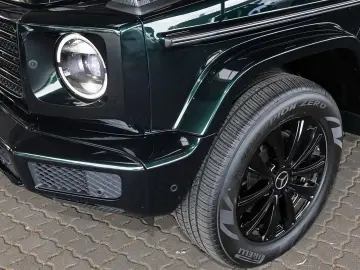 MERCEDES-BENZ G 500