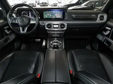 MERCEDES-BENZ G 500