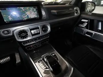 MERCEDES-BENZ G 500