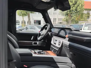 MERCEDES-BENZ G 400 D