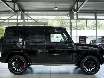 MERCEDES-BENZ G 500 AMG Line