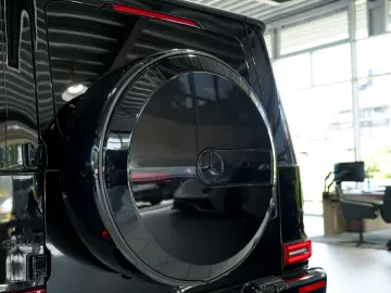 MERCEDES-BENZ G 500 AMG Line