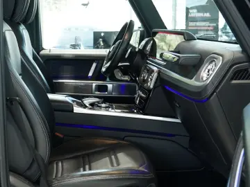 MERCEDES-BENZ G 500 AMG Line