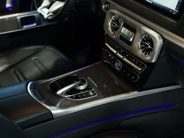 MERCEDES-BENZ G 500 AMG Line