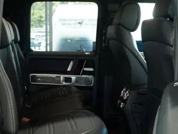 MERCEDES-BENZ G 500 AMG Line