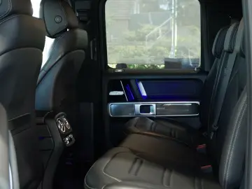 MERCEDES-BENZ G 500 AMG Line