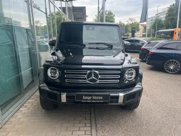MERCEDES-BENZ G 500 AMG