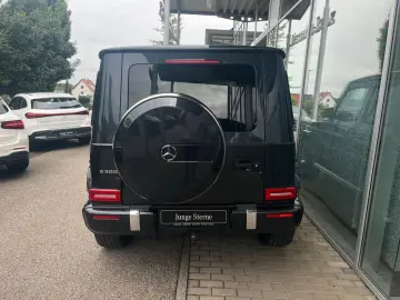 MERCEDES-BENZ G 500 AMG