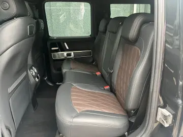 MERCEDES-BENZ G 500 AMG