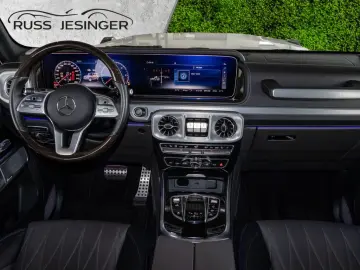 MERCEDES-BENZ G 400 d AMG