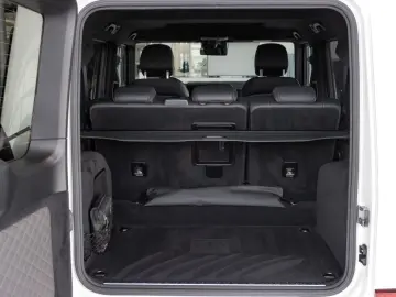 MERCEDES-BENZ G 400 d AMG