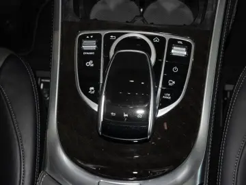 MERCEDES-BENZ G 400 d AMG