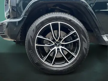 MERCEDES-BENZ G 400 d AMG