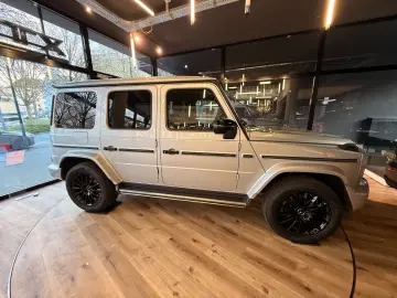 MERCEDES-BENZ G 400d