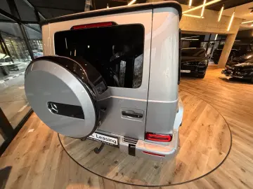 MERCEDES-BENZ G 400d