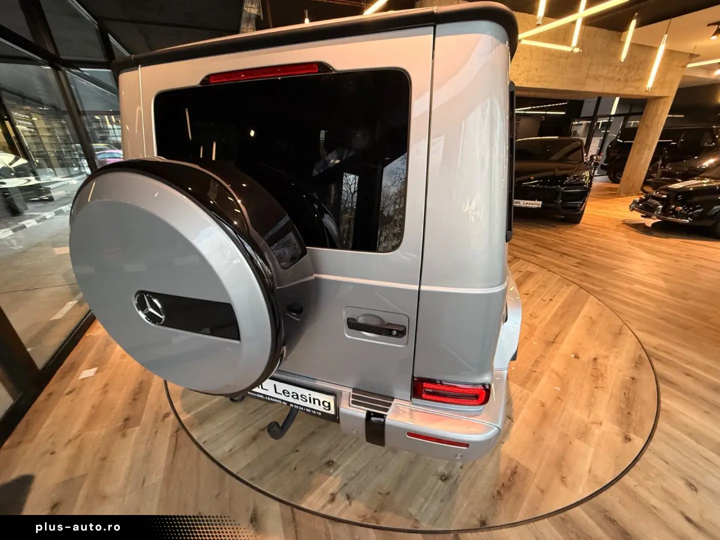MERCEDES-BENZ G 400d Neuwertig  Superior  Night  AHK  Carbon