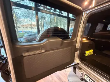 MERCEDES-BENZ G 400d