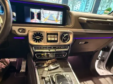 MERCEDES-BENZ G 400d
