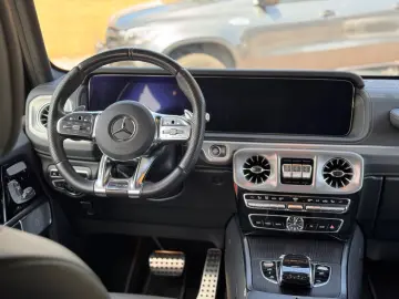 MERCEDES-BENZ G 63 AMG