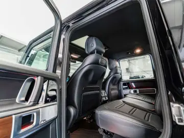 MERCEDES-BENZ G 500 AMG Line