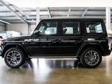 MERCEDES-BENZ G 500 AMG Line