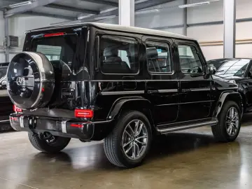 MERCEDES-BENZ G 500 AMG Line