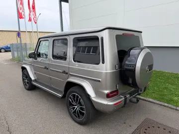 MERCEDES-BENZ G 400 d AMG