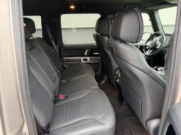 MERCEDES-BENZ G 400 d AMG