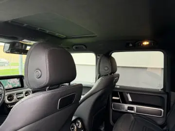 MERCEDES-BENZ G 400 d AMG