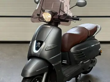 Peugeot Django fab.2019 1729 km 50cc