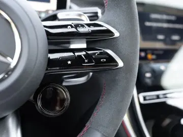 MERCEDES-BENZ GLC 43 AMG 4M   AMG BURM NIGHT MEMO 360 DISTR