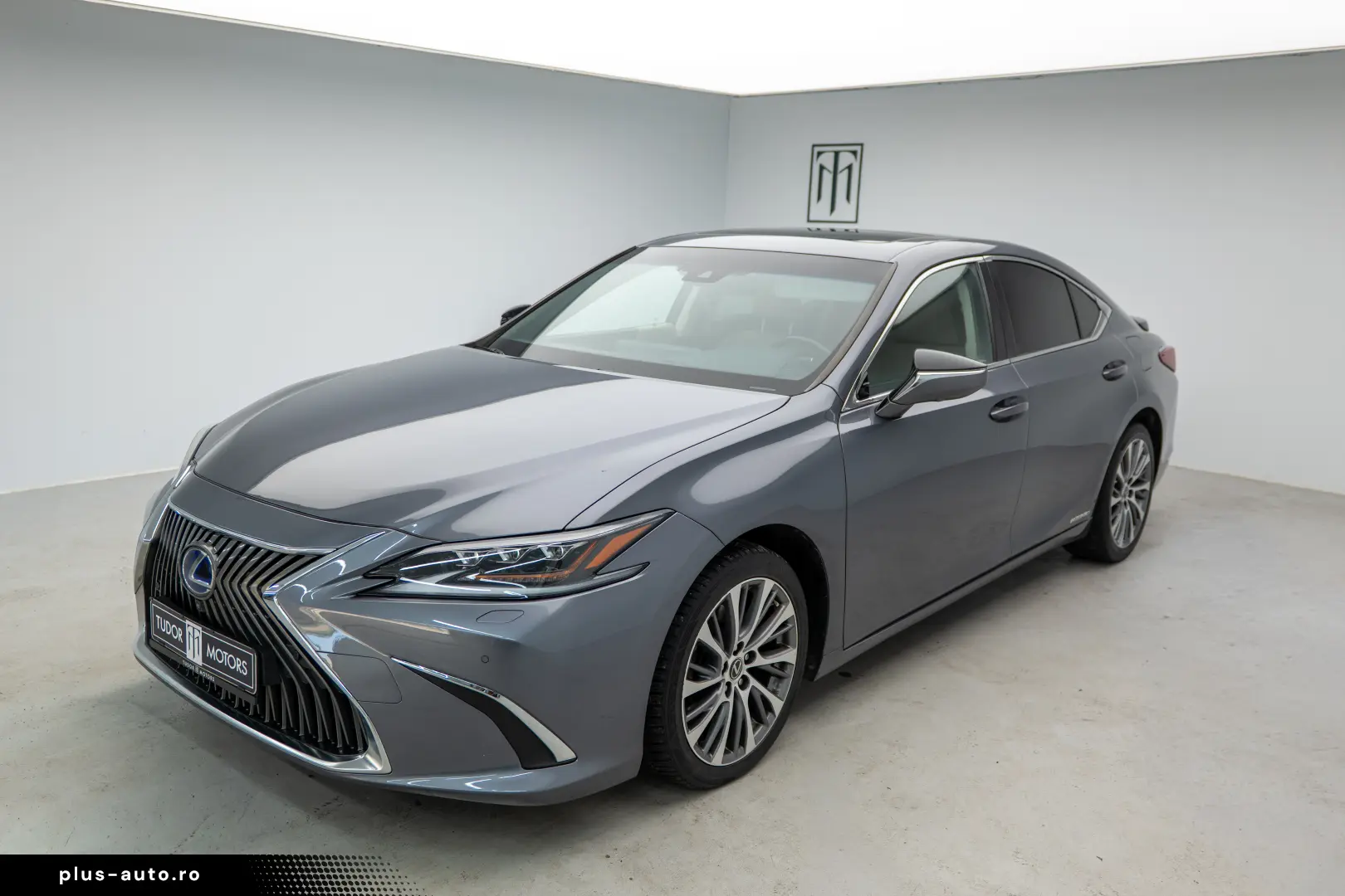 Lexus ES300h - Executive - IN CURAND IN STOC!